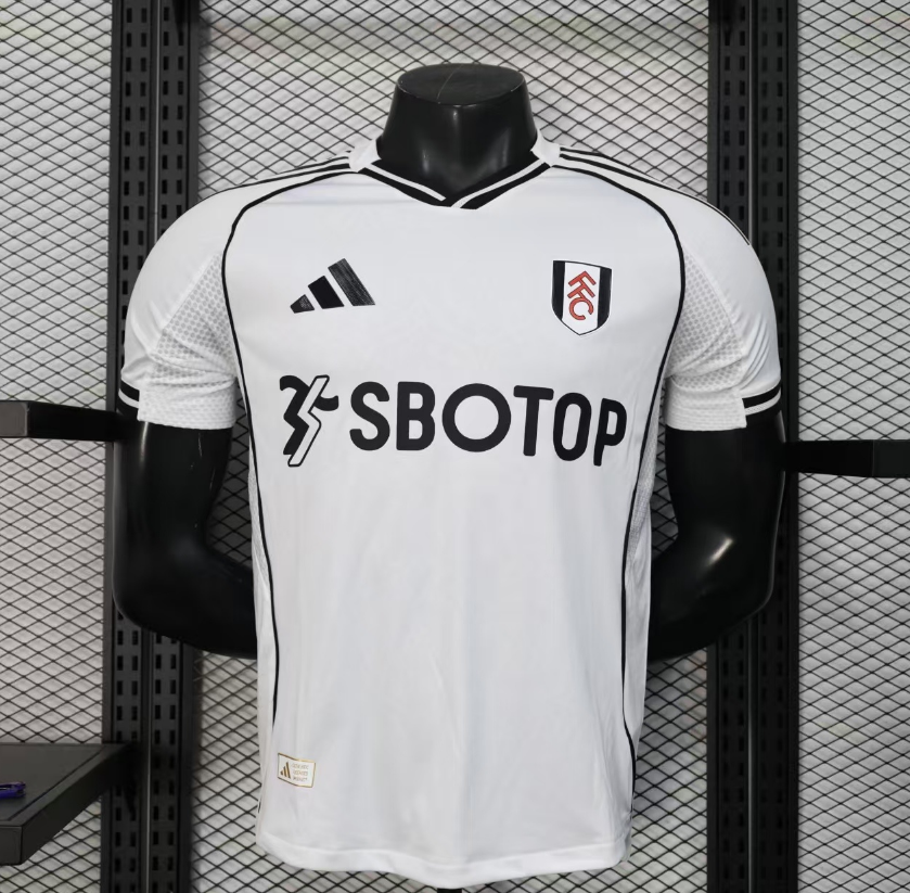 Player Version 25/26 Fulham home - Image 1