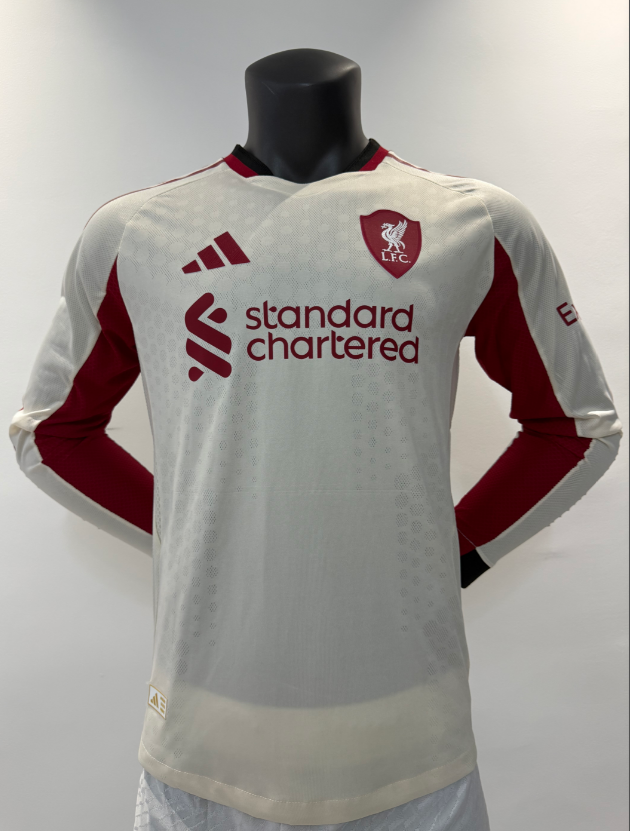 Player Version 25/26 Liverpool away long sleeved - Image 1