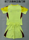 Adults kits 25/26 Nottingham Forest goalkeeper - Image 2