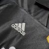 Retro 99/01 Real Madrid Away - Image 10