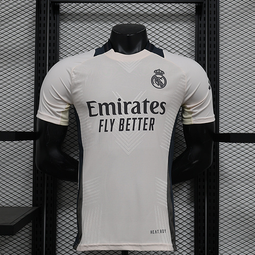 Players Version 24∕25 Real Madrid Spcial Edition - Image 1