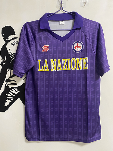 Retro 89/90 Fiorentina Home - Image 1