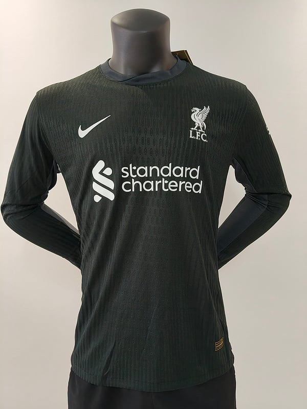 Player version 24/25 Liverpool Away Long Sleeve - Image 1