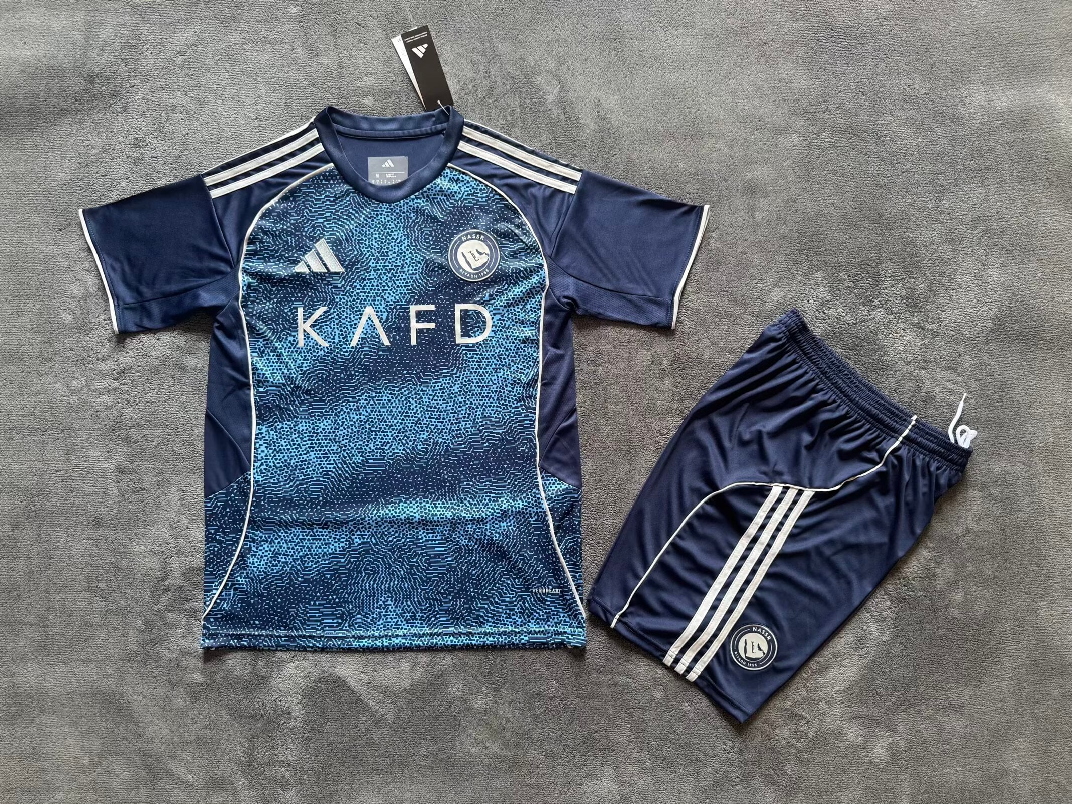 Adults kits 25/26 Al-Nassr away - Image 1