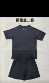 Adults kits 25/26 Sunderland second away - Image 2