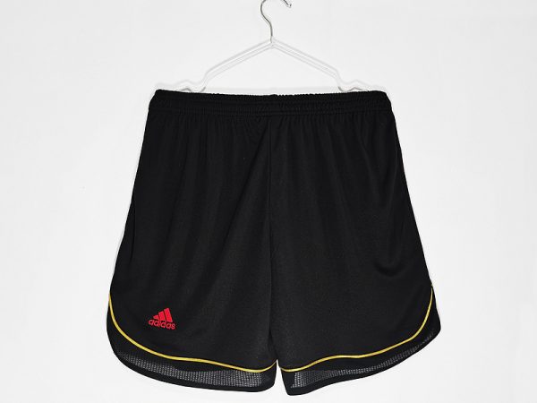 Retro 06/07 AC Milan Home - Image 2