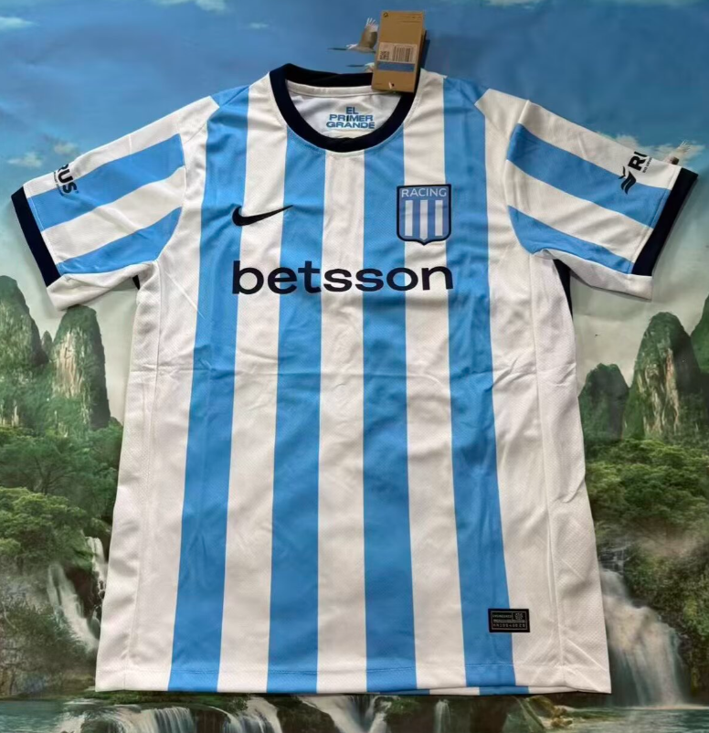 Fans Version 26/27 Competition home - Image 1