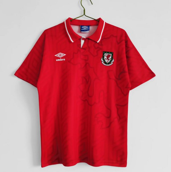 Retro 92/94 Welsh home - Image 1