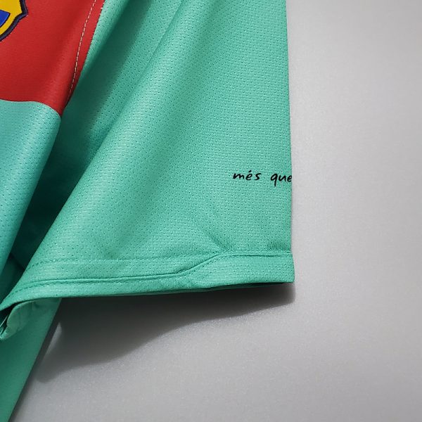Retro 10/11 Barcelona Away - Image 5