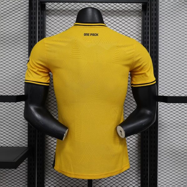 Player Version 24/25 Wolverhampton Home - Image 2