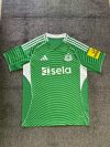 Fans Version 25/26 Newcastle away