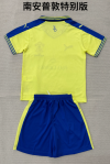 Adults kits 26/27 Southampton Special Edition - Image 2