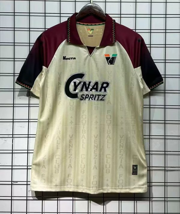 Fan version 25/26 Venice away Fan version 25/26 Venice away - Image 1