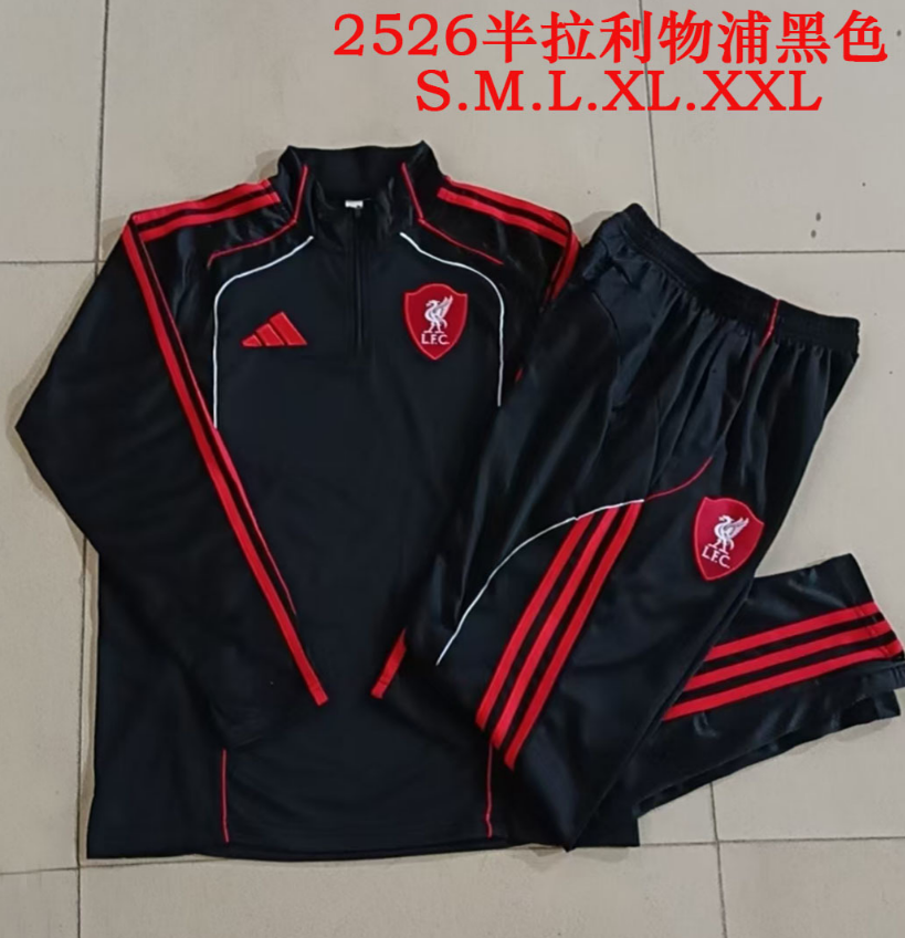 25/26 Half Pull Liverpool Black Retro - Image 1
