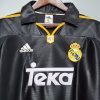 Retro 99/01 Real Madrid Away - Image 6