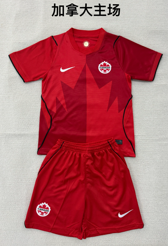 Adults kits 26/27 Canada home - Image 1