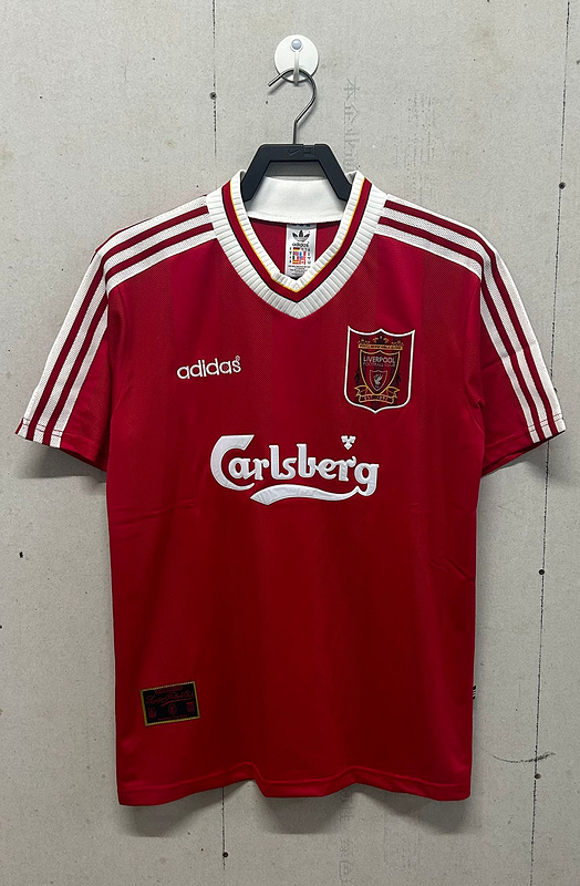 Retro 1995/96 Liverpool Home - Image 1