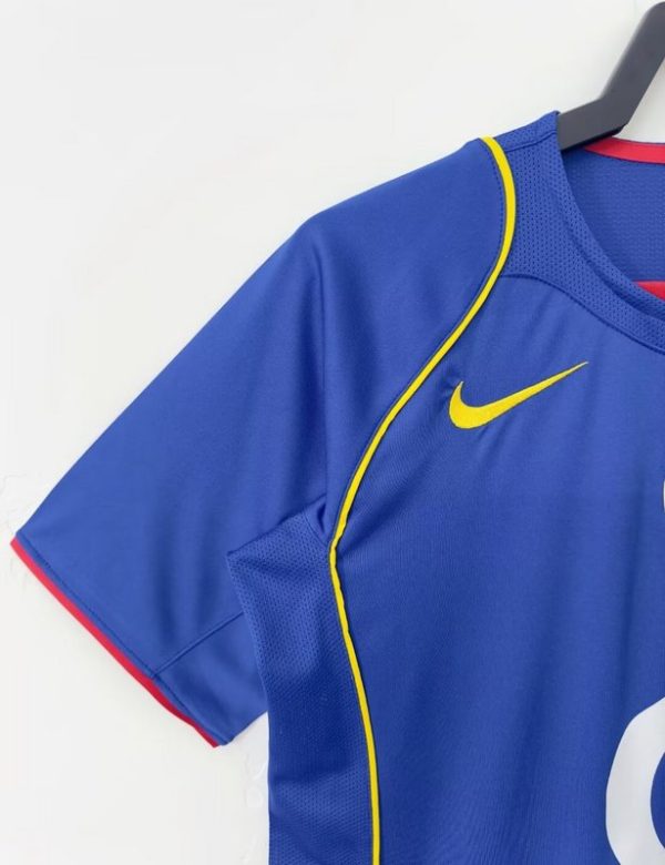Retro 04/05 Arsenal away - Image 4