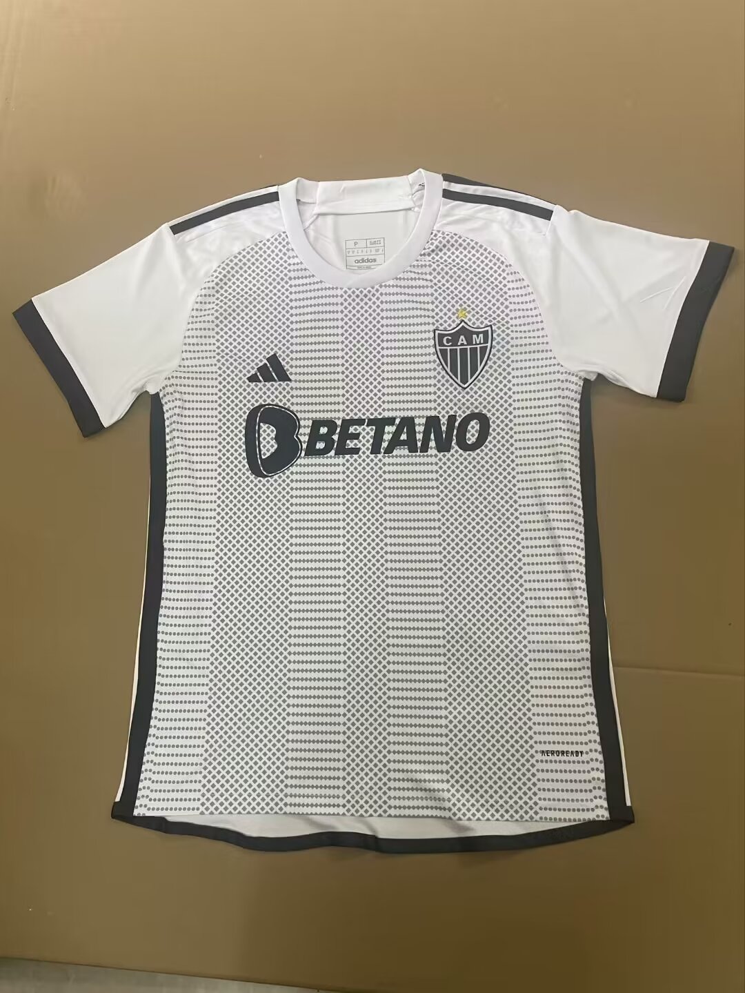 Fans 24/25 Mineiro away - Image 1