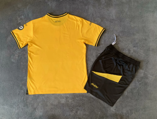 Adult Kits 24/25 Wolverhampton Home - Image 2
