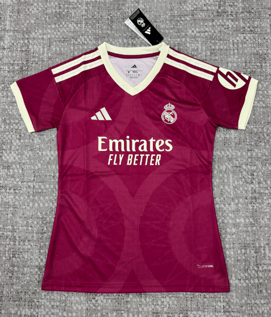 Fans Version 26/27 Real Madrid Second away women - Image 1