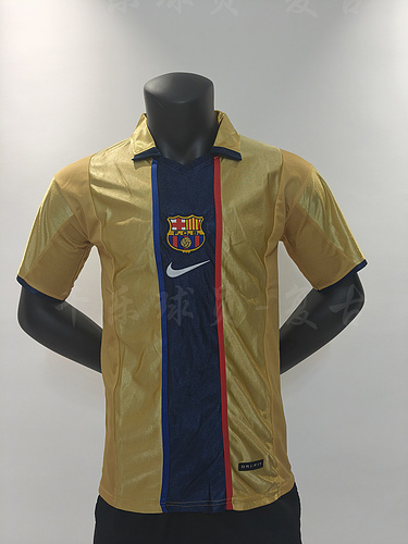 Retro 02/03 Barcelona away - Image 1