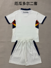 Adults kits 26/27 Ecuador second away - Image 2