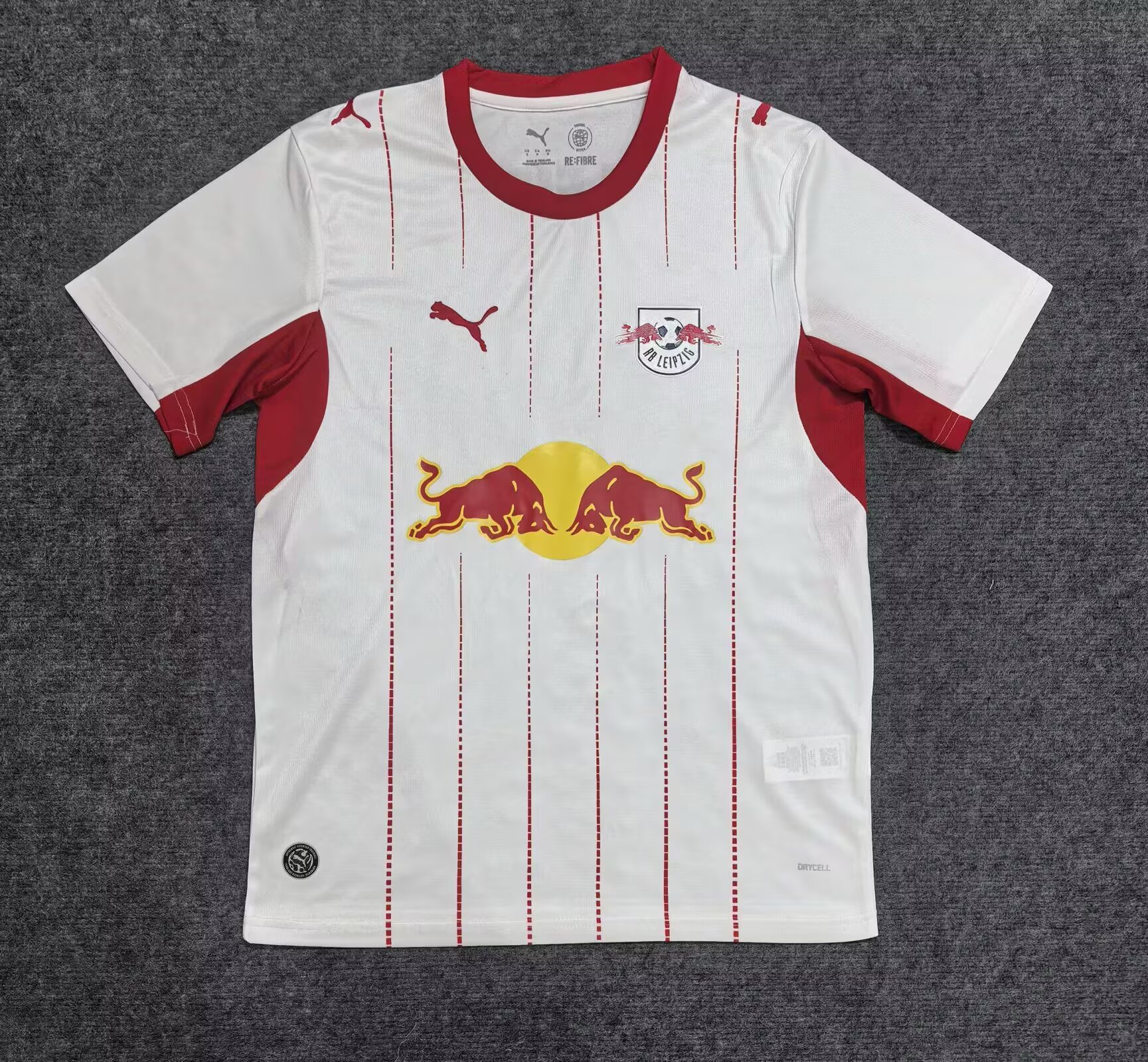 Fan version 26/27 Leipzig home - Image 1