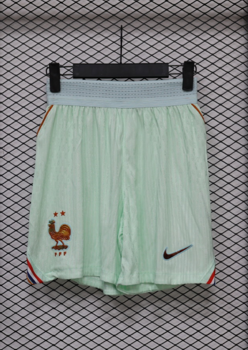 Player Version 26/27 France away shorts - Image 1