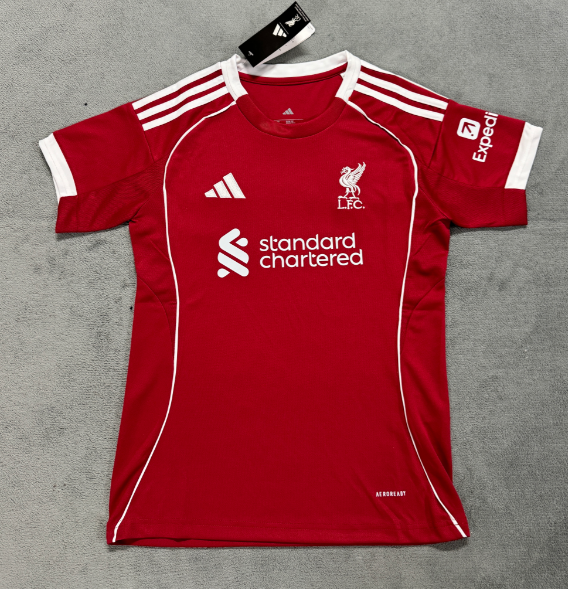 Fans Version 25/26 Liverpool home women - Image 1