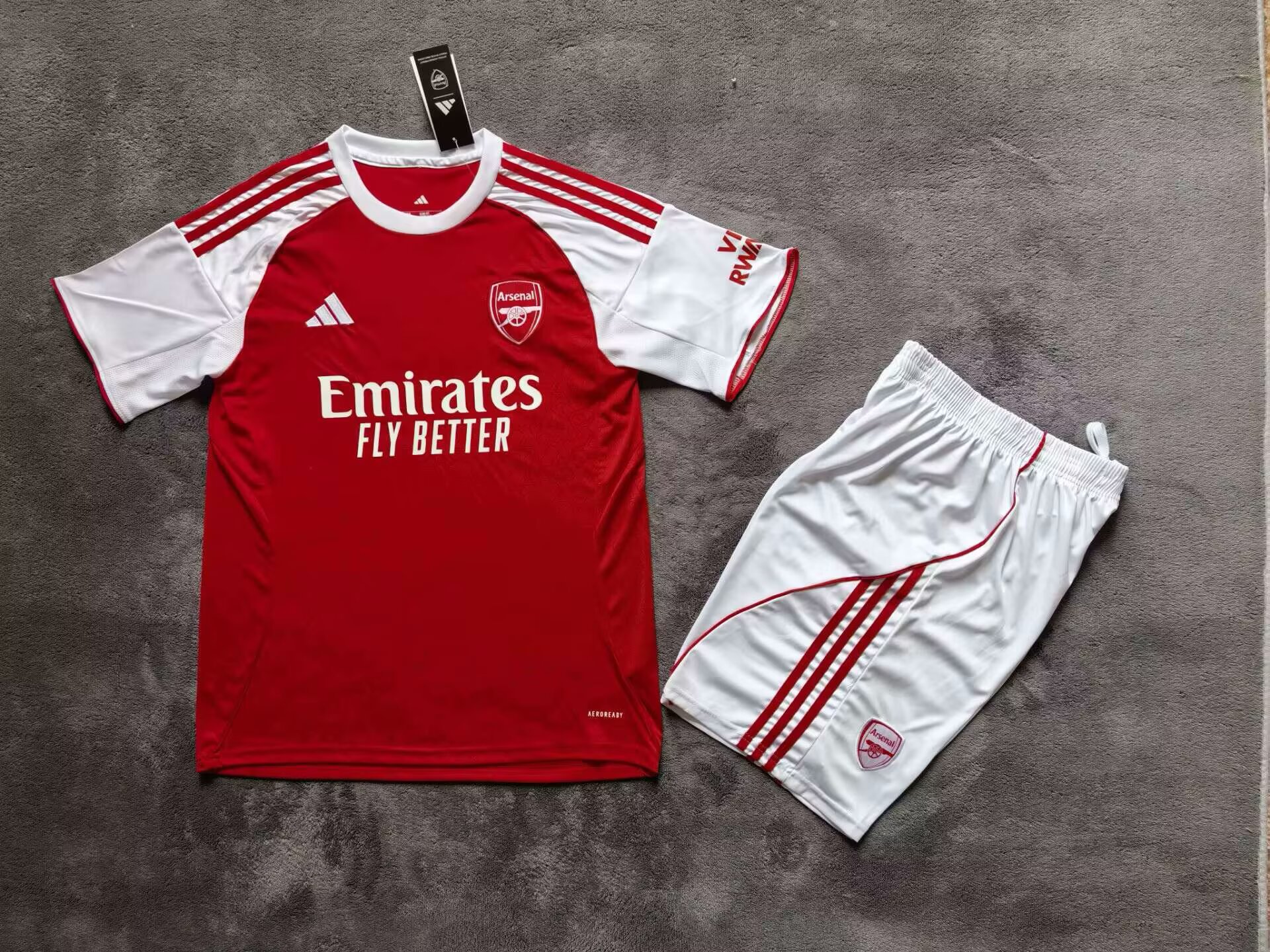 Adults kits 25/26 Arsenal home - Image 1