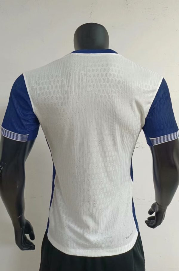 Player Version 24/25 Tottenham home - Image 2