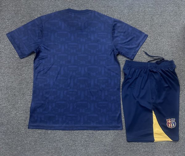 25/26 Barcelona training kits - Image 8
