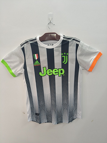 Retro 19/20 Juventus special - Image 1