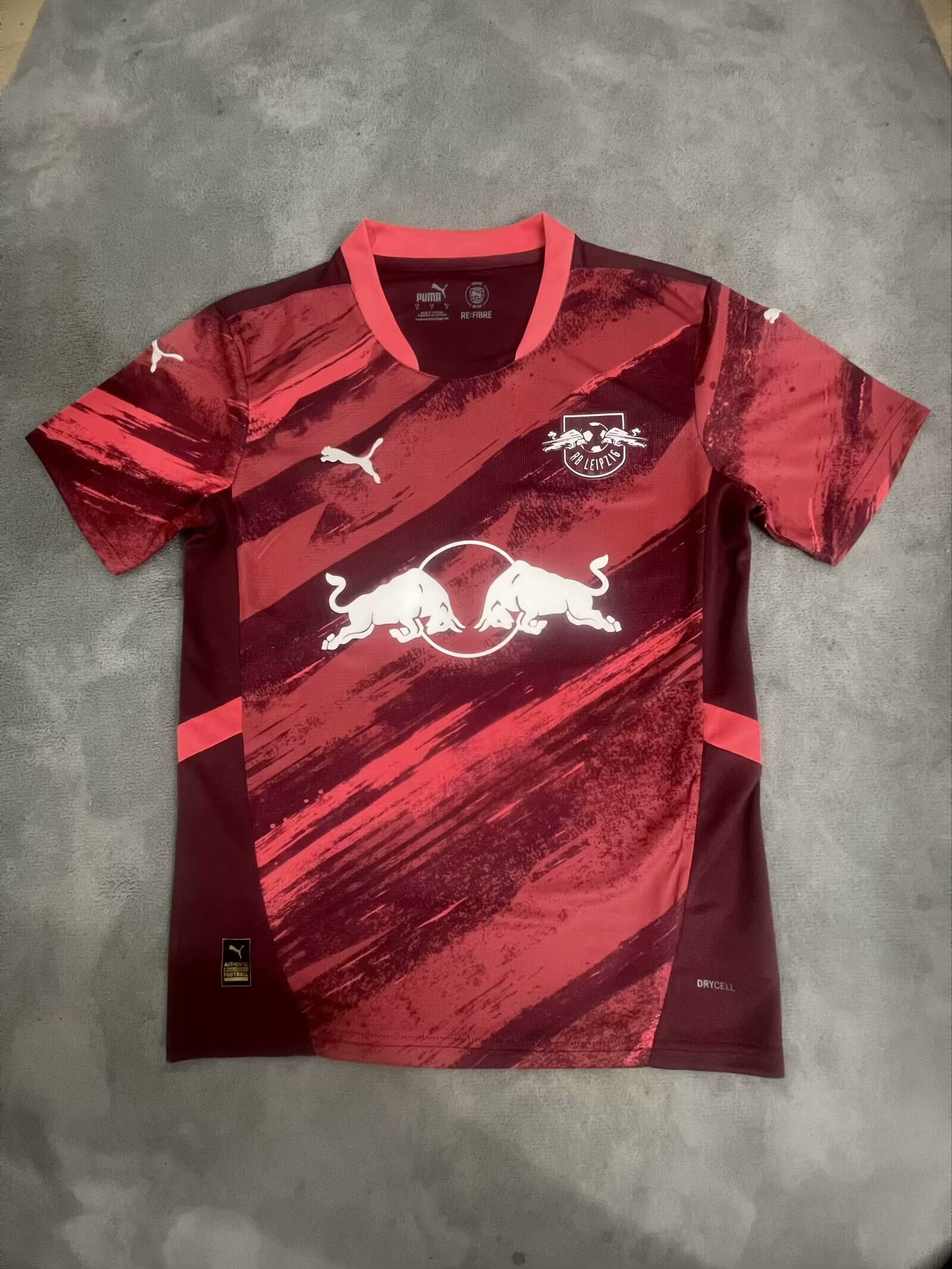 Fans Version 24/25 RB Leipzig away - Image 1