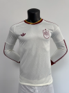 Player Version 26/27 Spain away long sleeved