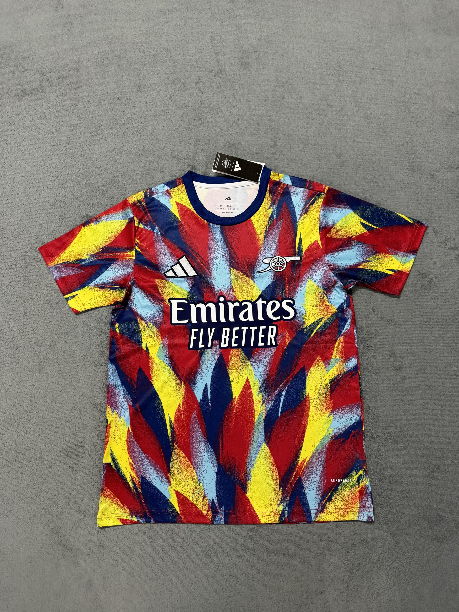 Fans Version 25/26 Arsenal training uniform in color - Image 1