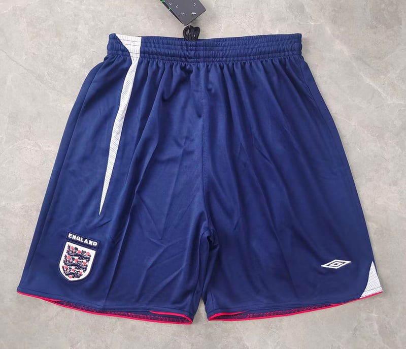 Retro 2006 England Home Short - Image 1