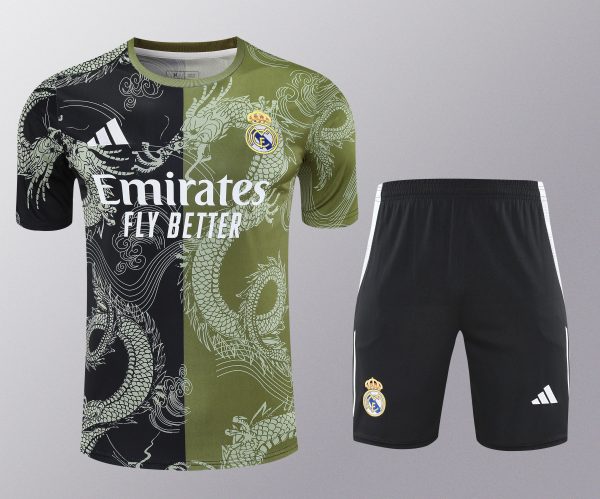 25/26 Real Madrid short sleevedd Adults Training Kits - Image 1