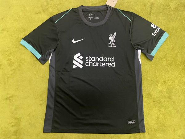 Fans Version 24/25 Liverpool away - Image 1