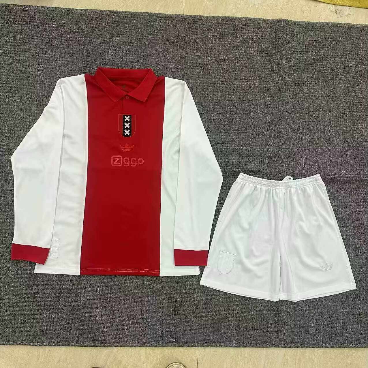 25/26AJAX .Adults Kits 125th anniversary - Image 1