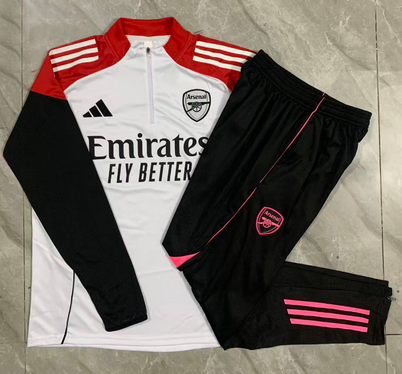 25/26 Half Arsenal White Tracksuit - Image 1