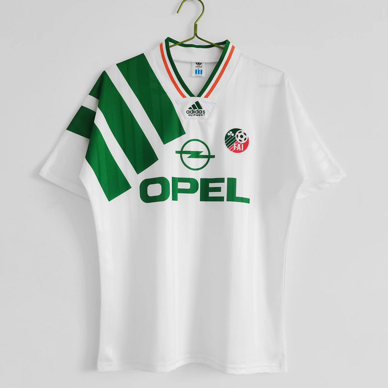 Retro 92/94 Ireland Away - Image 1