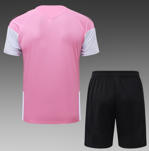 26/27 Adults INTER MIAMI pink Training Kits - Image 5