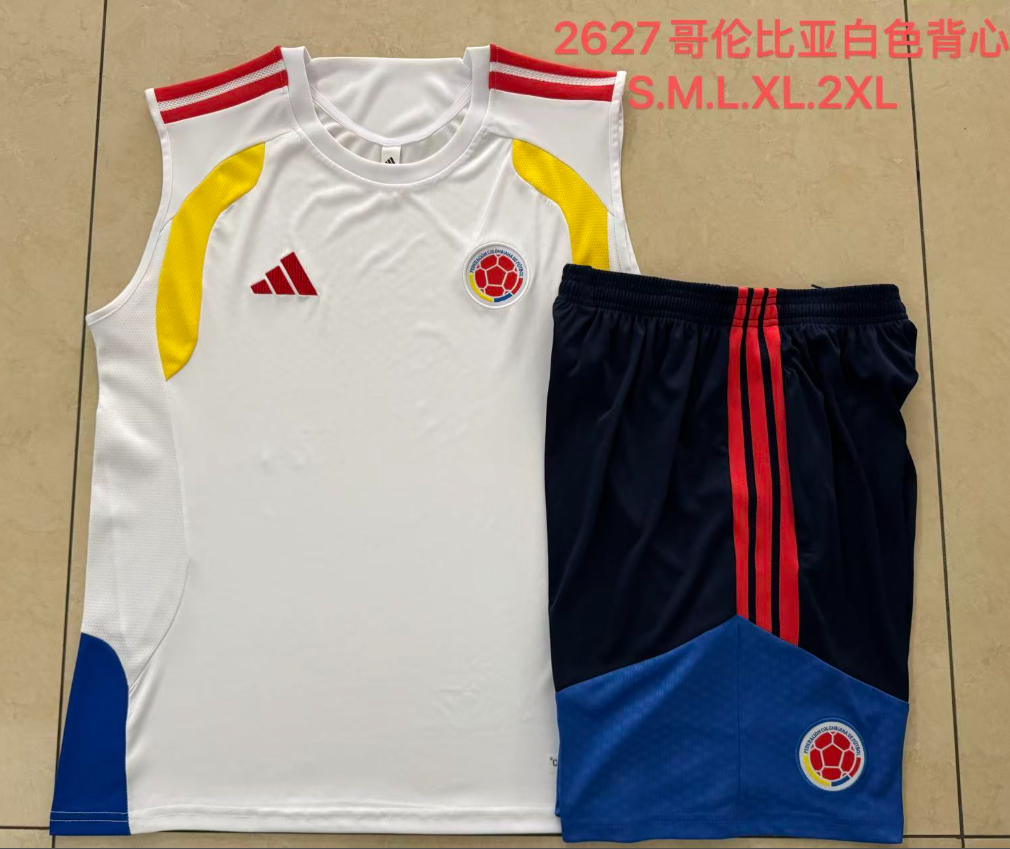 26/27 Vest Colombia white suit 26/27 Vest Colombia white suit - Image 1