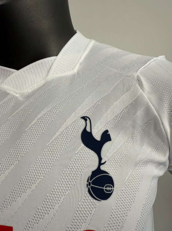 Player Version 26/27 Tottenham home long sleeve - Image 5