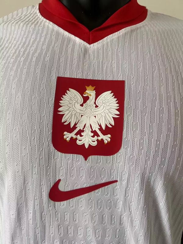 Player Version 2024 Poland Home - Image 7